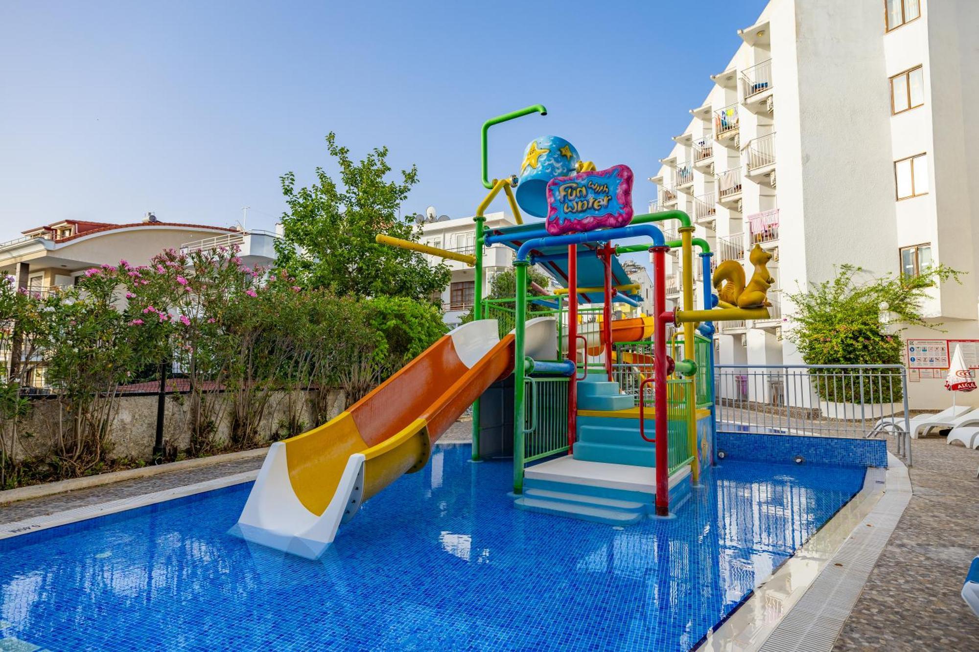 Isla Panorama Hotel Мармарис Екстериор снимка